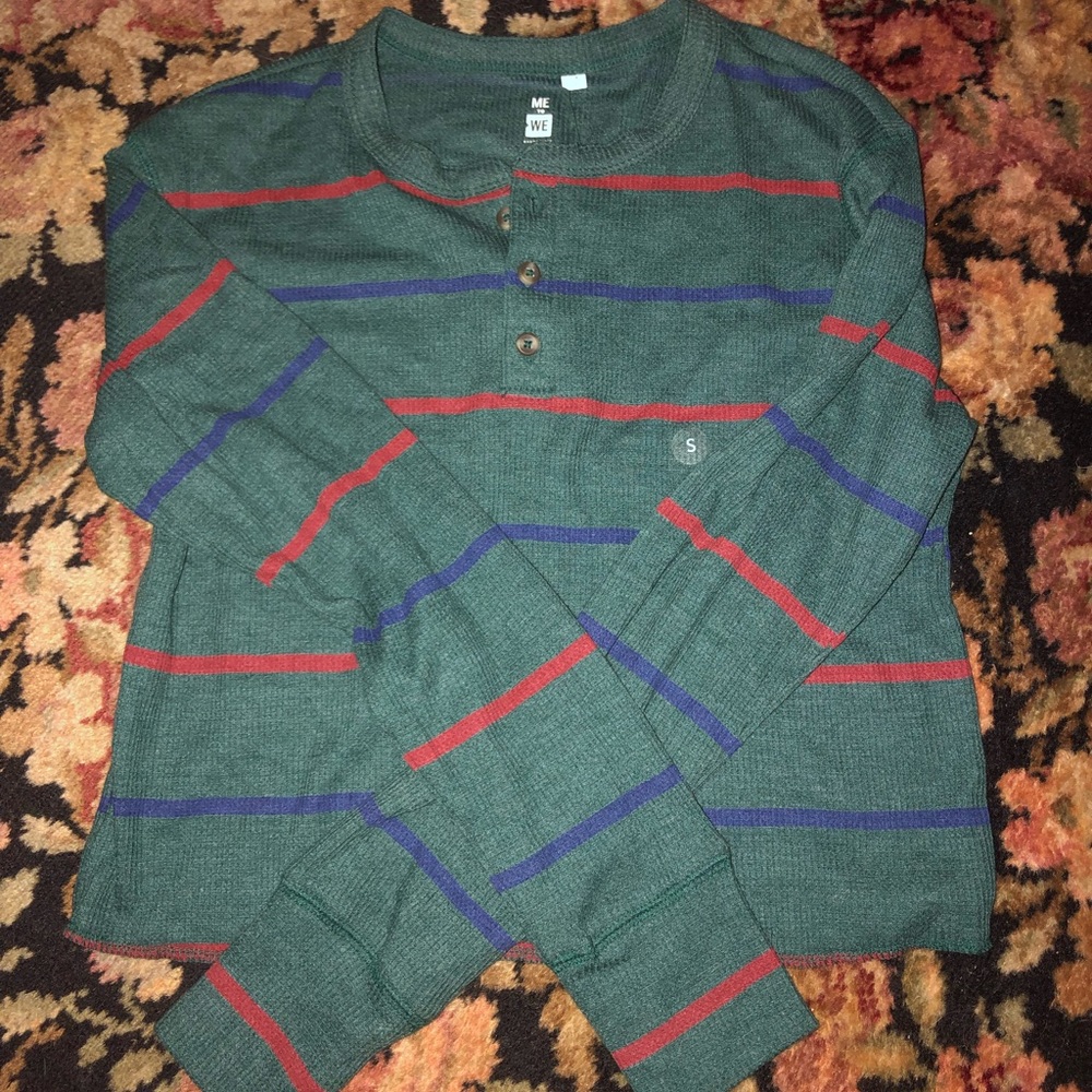 long sleeve t-shirt